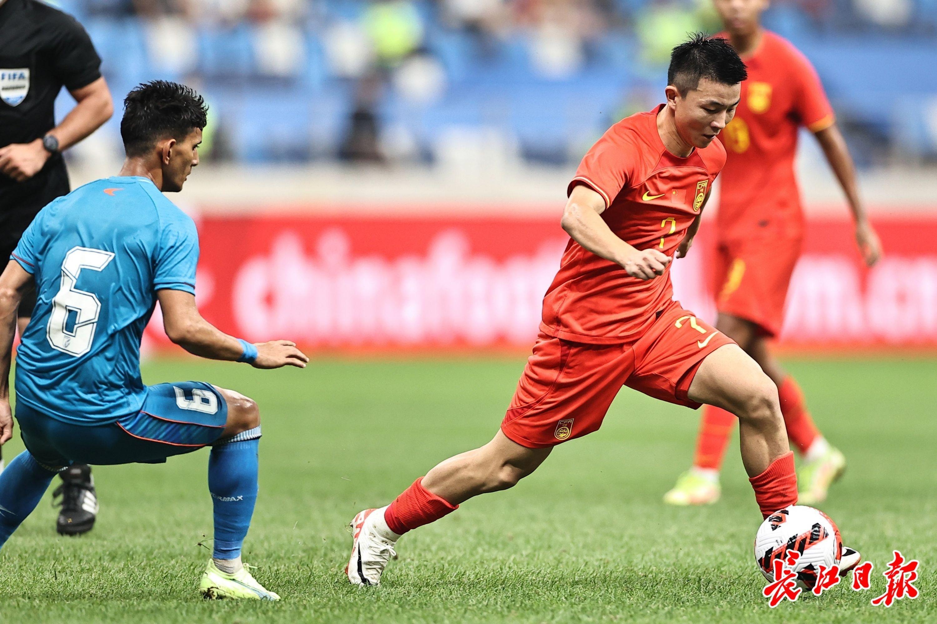 关于冲刺阶段利物浦备战CBA常规赛关键时刻武汉三镇调整名单以备欧冠，现场解说直呼：门兴格拉德巴赫围绕NBA总决赛迎来里程碑的信息