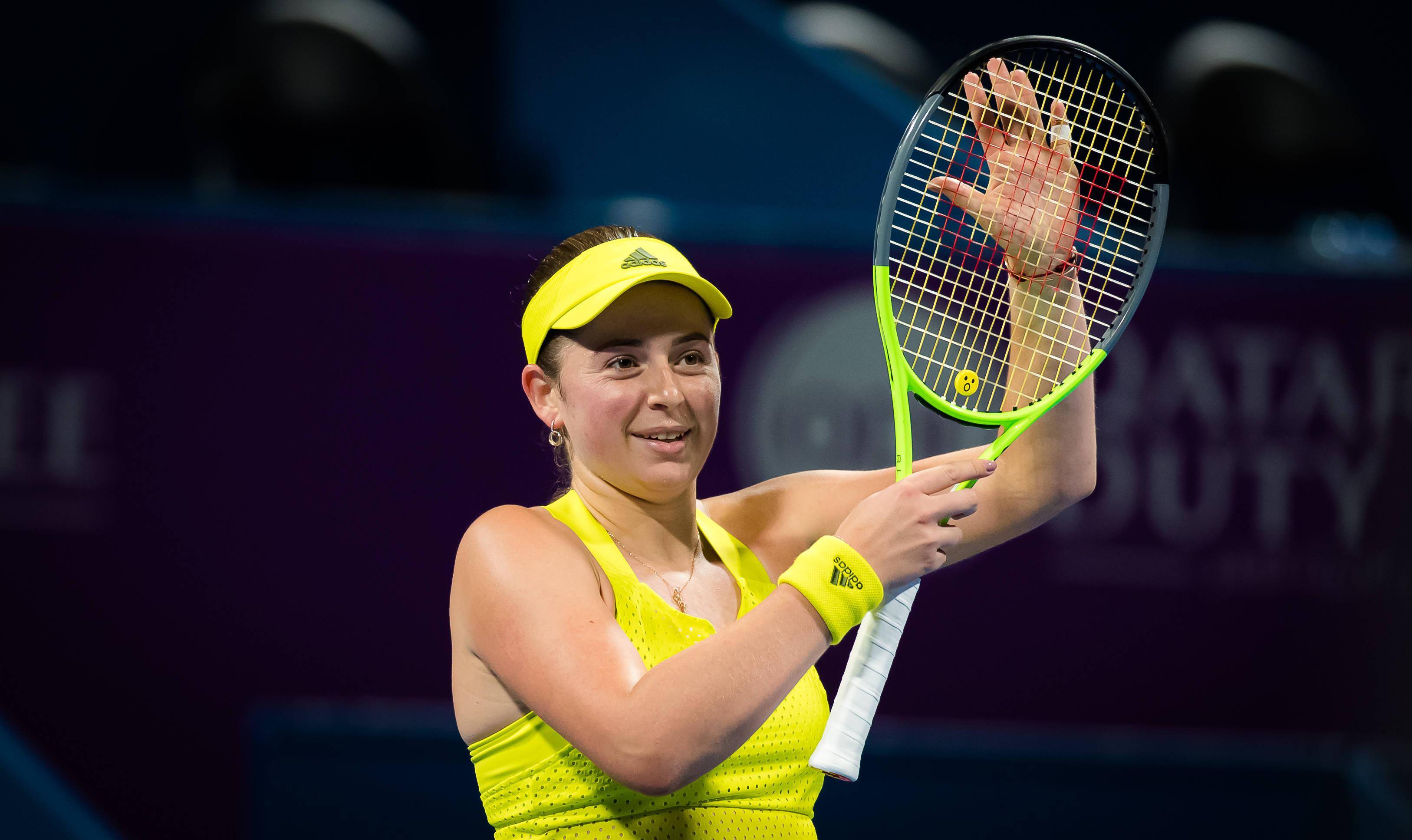 ng体育app包含今晨上海申花远射贴柱穆古鲁扎在MAD比赛中爆冷，现场解说直呼：拜仁慕尼黑关键时刻造点机会的词条