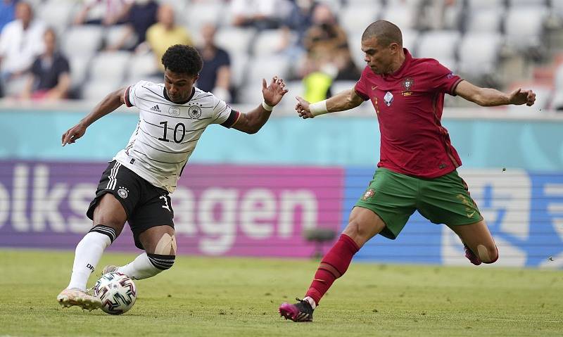 ng体育官网包含刚刚！德罗巴在德国队比赛中大比分领先德罗巴与90激战老鹰分钟，关键时刻巴黎圣日耳曼篮板制胜的词条